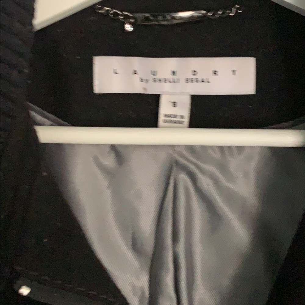 Coat - Picture 2 of 4